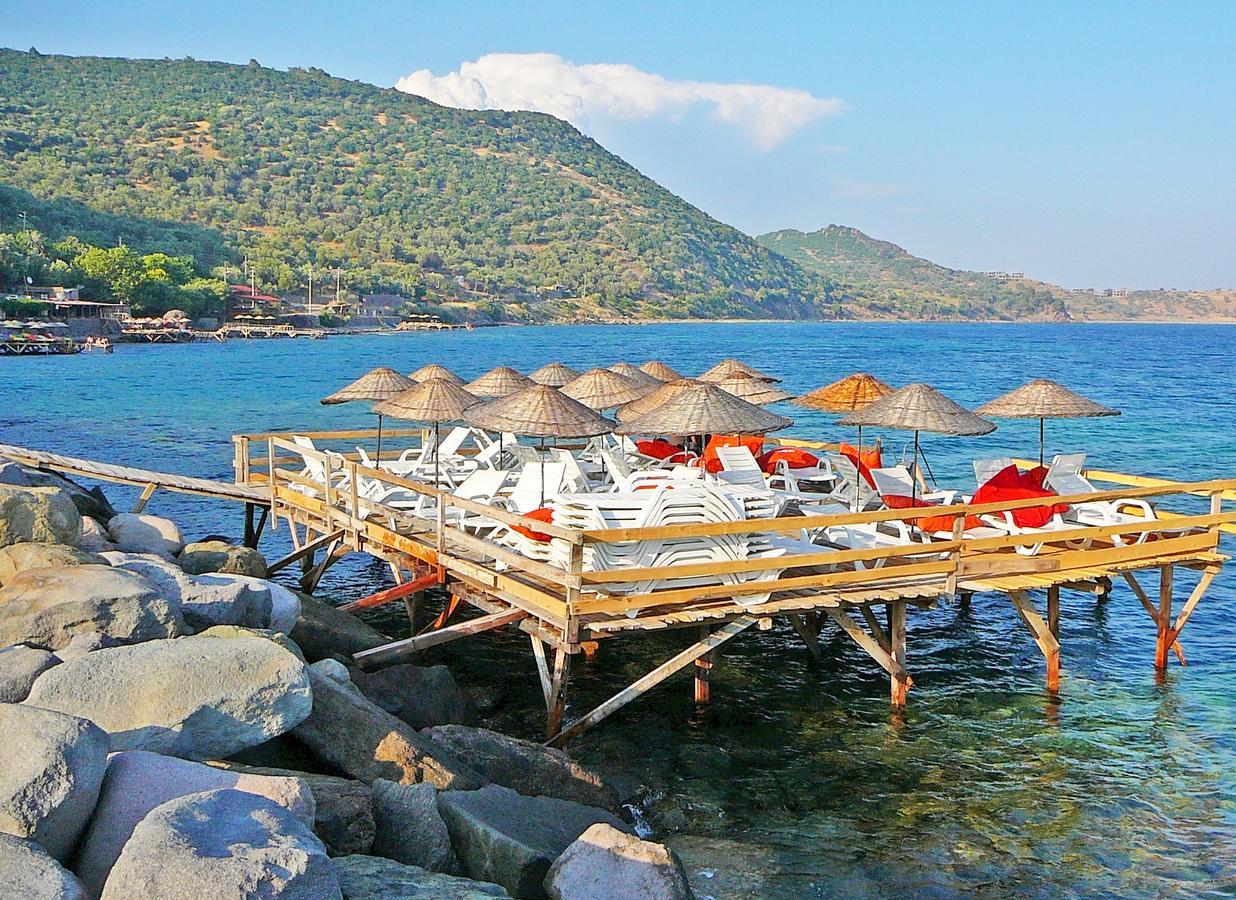 Assos Hotel Exterior foto